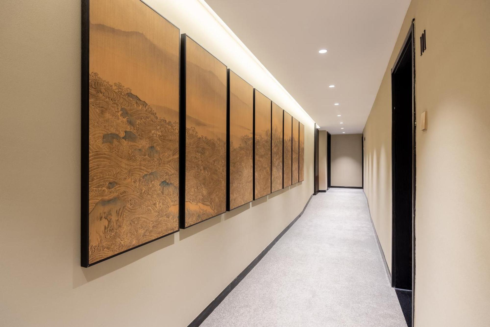 Beijing Tangfu Nanluoguxiang Wang Fu Jing Forbidden City Snack Street Hotel,1 Stop Walking To Airport Express,3 Stop To Tiananmen&Free Laundry Dry Service &Professional Free Tour Ticket Service With English Speaking Staff מראה חיצוני תמונה